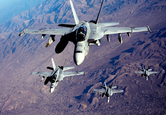Chiến đấu cơ Mỹ lần đầu bắn hạ máy bay chiến đấu Syria - 1