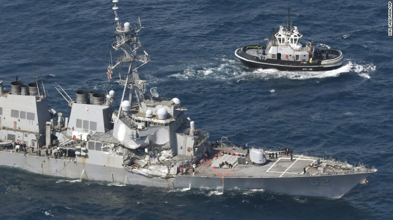 Tàu chiến Mỹ đâm tàu hàng: 7 thủy thủ chết vì ngạt nước - 1