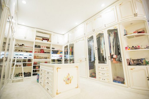 Độ giàu của Hồ Quỳnh Hương hay Hari Won khiến fan "nể" hơn? - 9