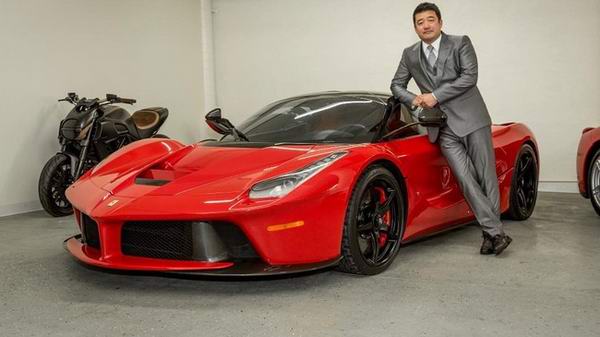 Vì sao tỷ phú Mỹ gốc Á bị từ chối mua Ferrari LaFerrari Aperta? - 1