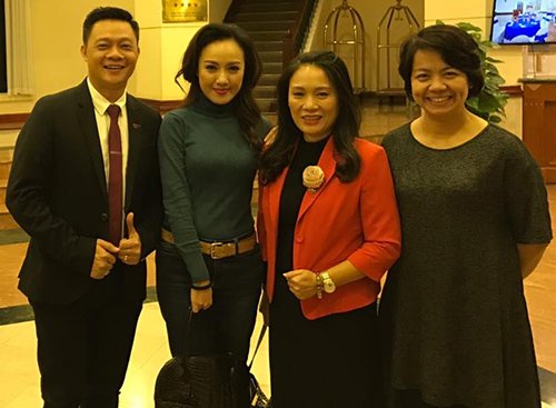 Những điều ít biết về người phụ nữ "quyền lực" thay thế Lại Văn Sâm ở VTV3 - 5