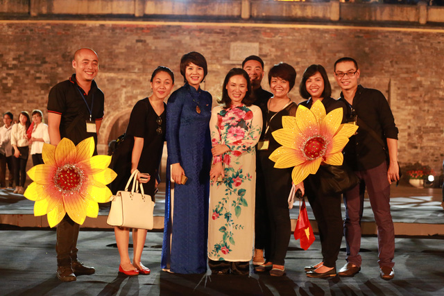 Những điều ít biết về người phụ nữ "quyền lực" thay thế Lại Văn Sâm ở VTV3 - 8