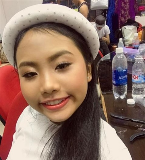 Phương Mỹ Chi, Thiện Nhân cùng 14 tuổi: Kẻ bị chê chín ép, người được khen - 9