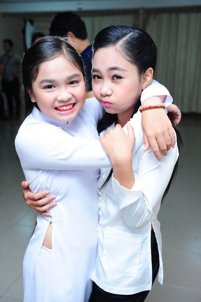 Phương Mỹ Chi, Thiện Nhân cùng 14 tuổi: Kẻ bị chê chín ép, người được khen - 14