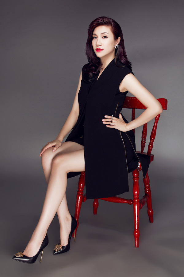 Angela Phương Trinh, Hương Tràm bị nhắn tin "gạ tình" và phản ứng đáng nể - 10