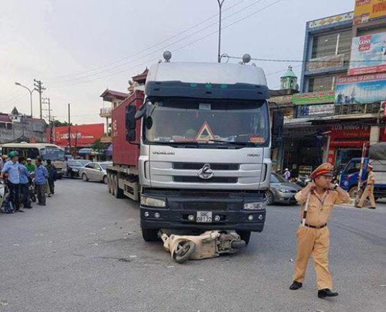 Hải Dương: Nữ trung uý công an phường bị container đâm tử vong - 2