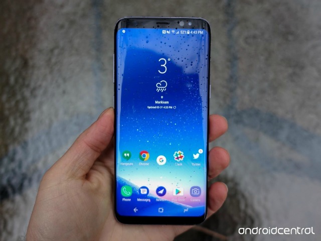 HOT: Samsung Galaxy S8 giảm giá 50%