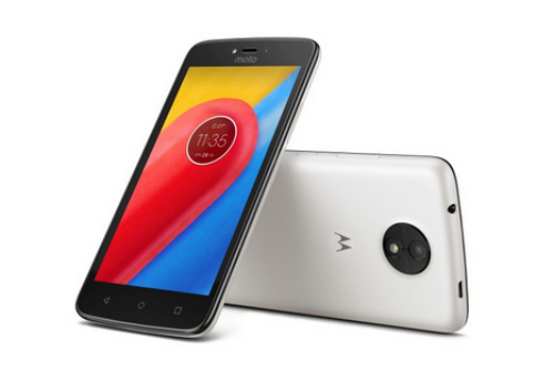 Smartphone giá siêu rẻ Motorola Moto C Plus ra mắt - 1