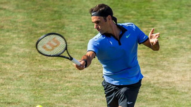 Federer - Sugita: Bắt nạt &#34;kẻ đóng thế&#34; (V1 Halle Open) - 1