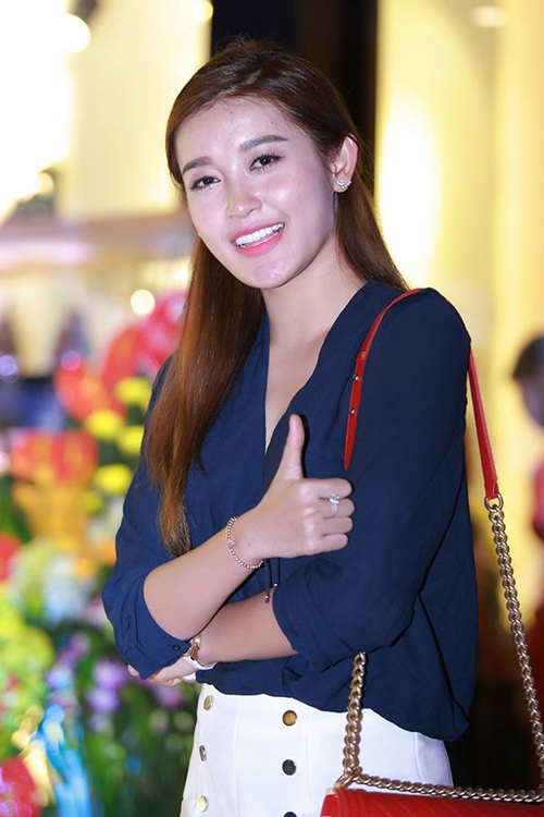 Huyền My lột xác nhan sắc nhờ tuyệt kỹ không cần dao kéo - 7