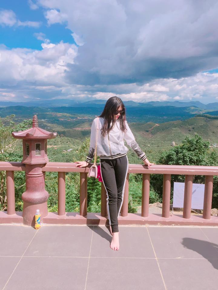 Việt Huê nóng bỏng vẫn ít nhiều "kiêng dè" em gái hot girl - 12