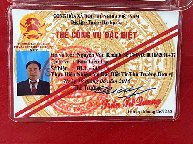 Nóng 24h qua: “Dẹp loạn” vỉa hè, Phó Chủ tịch phường bị tấn công - 6