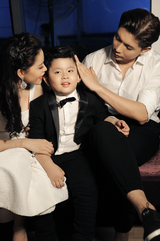 Hà Hồ, Khánh Thi đẹp bội phần trong khoảnh khắc đặc biệt sau cánh gà - 9