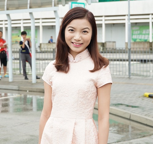 Vỡ mộng vì nhan sắc khó đỡ của thí sinh hoa hậu xứ cảng thơm - 4