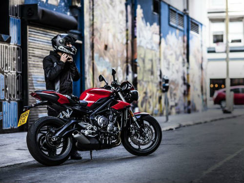 Chọn mua Ducati Monster 797 hay Triumph Street Triple S? - 7