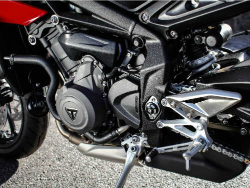 Chọn mua Ducati Monster 797 hay Triumph Street Triple S? - 3