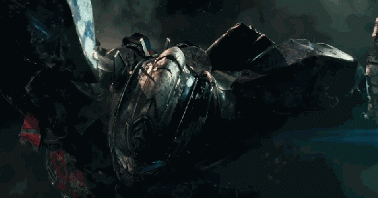 Transformers 5 bị fan chỉ trích vì chẳng có gì ngoài kỹ xảo - 9