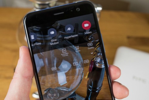 9 điểm nhấn thú vị trên HTC U 11 - 7