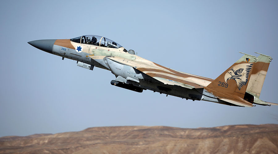 Israel điều chiến đấu cơ tấn công 2 xe tăng Syria - 1