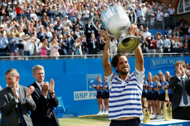 Tennis 24/7: Lập kỳ tích ở Halle, Federer mơ cúp vàng Wimbledon - 3