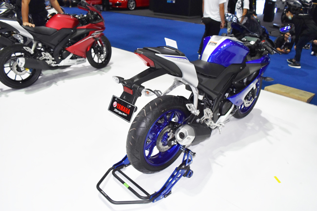 Yamaha R15 v3.0 mới được giới thiệu lần đầu tại thị trường Indonesia hồi cuối tháng 01/2017.