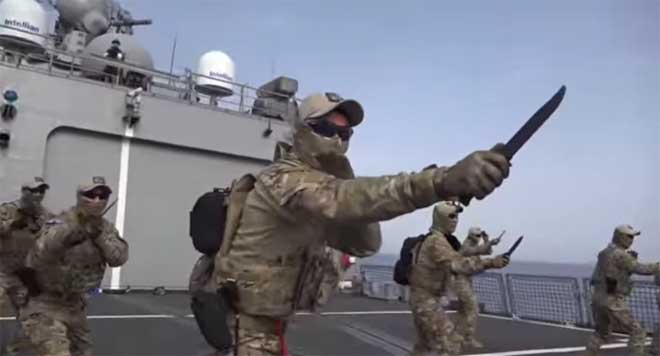 Xem đặc nhiệm SEAL Hàn Quốc phô diễn tuyệt kỹ “múa dao” - 1
