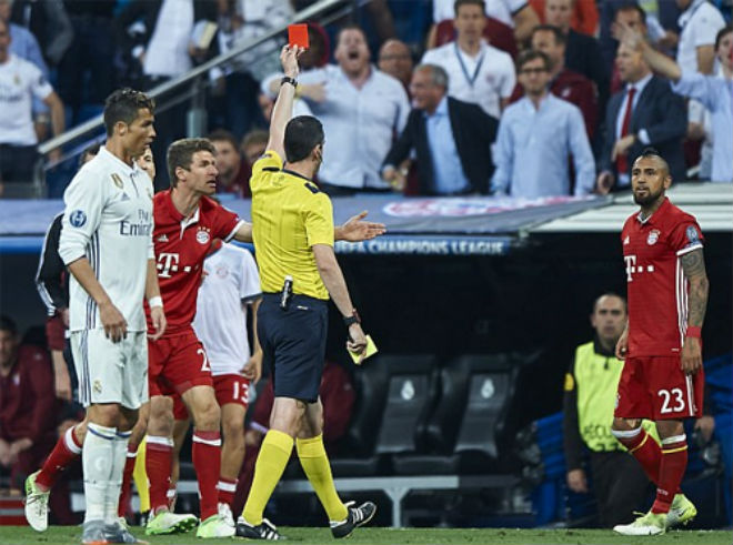 Bán kết Confed Cup: Ronaldo bị khinh thường, coi là “kẻ vô hình” - 2