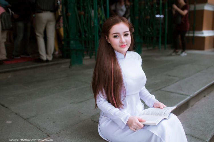 Dù cố mặc kín đáo, Ngân 98, Kaity Nguyễn vẫn lọt top đào tiên siêu hot - 2