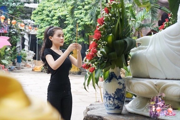 Dù cố mặc kín đáo, Ngân 98, Kaity Nguyễn vẫn lọt top đào tiên siêu hot - 5