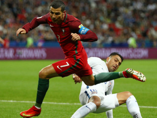 Góc chiến thuật Bồ Đào Nha – Chile: Ronaldo đặt không đúng chỗ