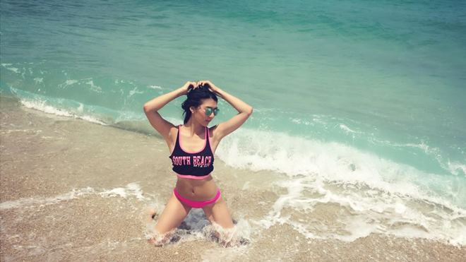 Vắng bóng đã lâu, búp bê Ngọc Quyên vẫn nóng bỏng vô bờ bến - 13