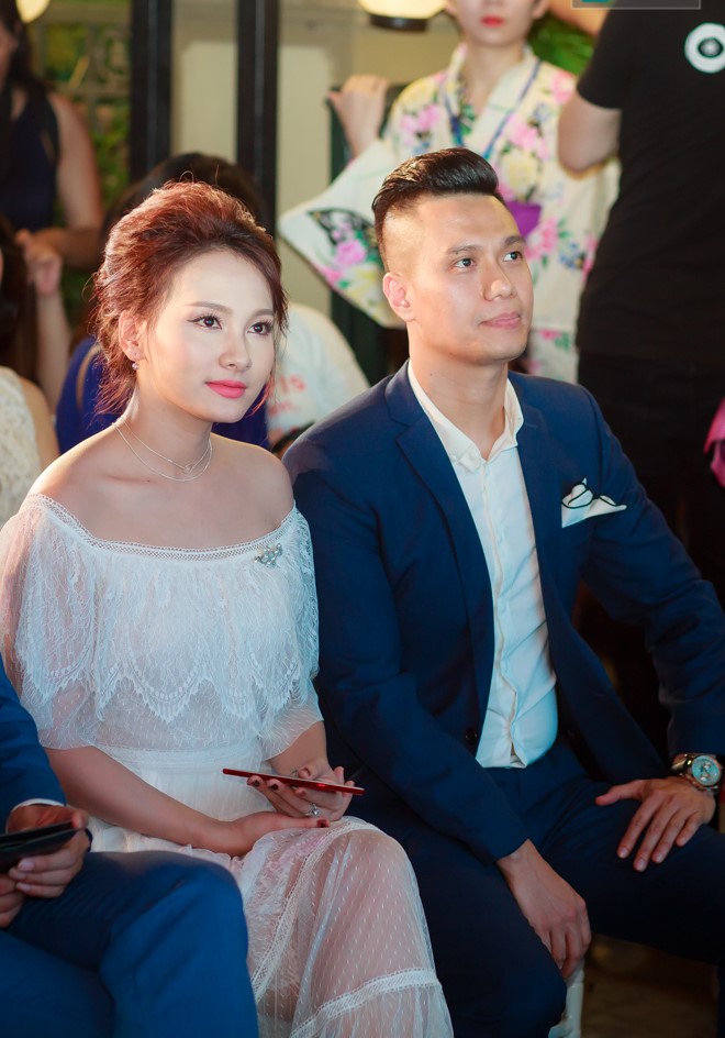 Ảnh hậu trường của Bảo Thanh, Việt Anh gây nghi ngại "phim giả tình thật" - 6