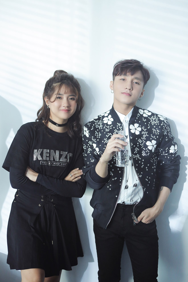 Fan nữ ghen tỵ với cô gái "sở hữu" Sơn Tùng 24/7 - 2