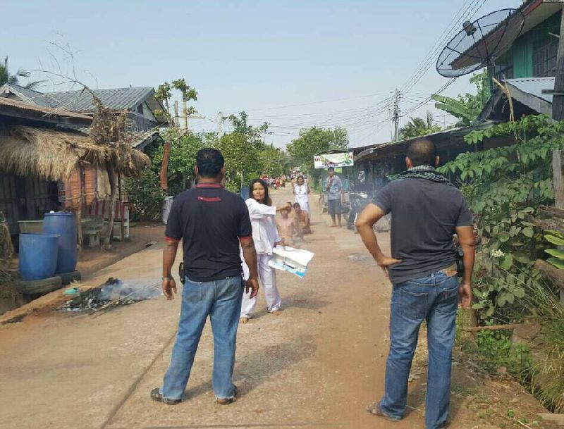 Cảnh sát Thái Lan đổ đi săn &#34;ma nữ&#34; đang ám dân làng &#40;!?&#41; - 2