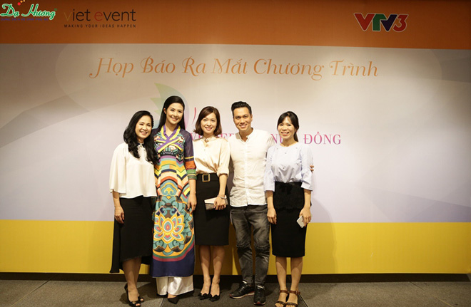 Cùng DV - MC Việt Anh đi khám phá Vẻ đẹp phụ nữ Á Đông - 1