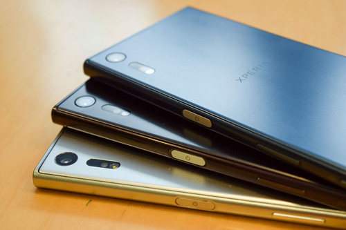 Loạt smartphone Xperia XZ1, XZ1 Compact và Xperia X1 sắp ra mắt - 1