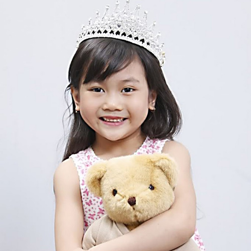 Sao nhí 100 triệu view, đắt show nhất Việt Nam phổng phao bất ngờ - 8