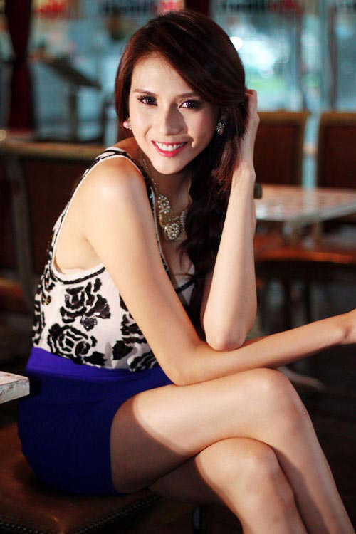 Giật mình vì khuôn mặt Mai Phương Thúy - 16