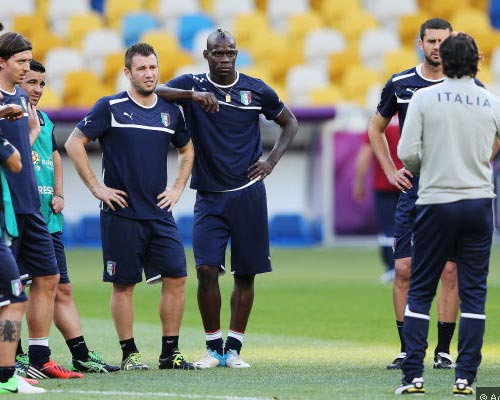 TBN và Italia làm gì trước giờ G? - 8