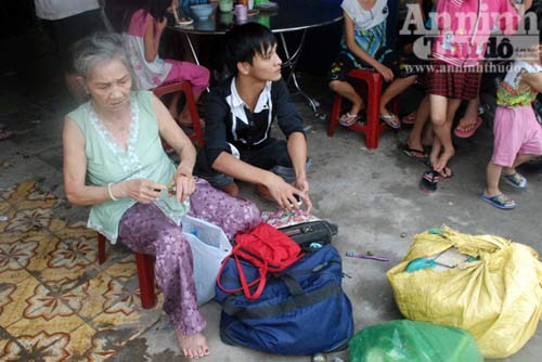 Tai nạn ô tô, 20 thí sinh ĐH thoát nạn - 4