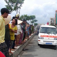Tin tức trong ngày - Nam thanh niên la hét rồi nhảy kênh tự tử