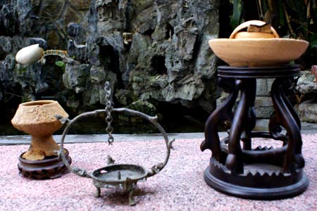 Bộ sưu tập đèn cổ phong phú nhất Việt Nam - 2