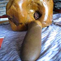 Phi thường - kỳ quặc - Khối đá giống hệt... bộ phận sinh dục nữ