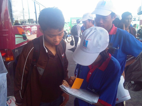 Chùm ảnh “Tiếp sức mùa thi” ở TP.HCM - 10