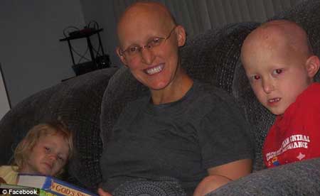 Bệnh lạ: Gia đình không có mồ hôi - 1