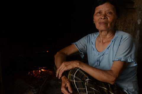 Chồng chết đứng chứng kiến vợ giết con - 2