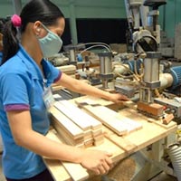 Thị trường - Tiêu dùng - Doanh nghiệp "sốc" vì giá điện tăng
