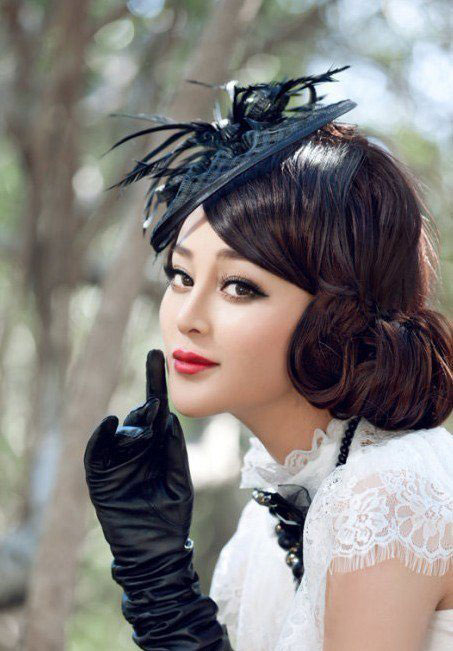 Bất ngờ trước bản sao Phạm Băng Băng - 2