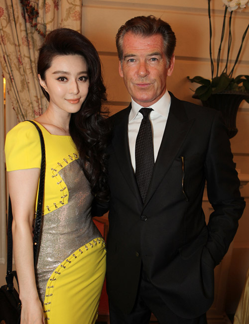 Bất ngờ trước bản sao Phạm Băng Băng - 13