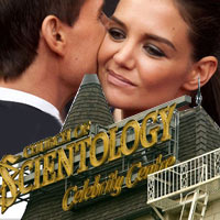  - Đệ đơn ly hôn, Katie Holmes bị theo dõi